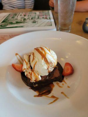 Knots Landing Bar & Grill