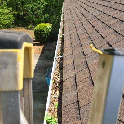 Milk Money Services Gutter Cleaning & Pressure Washing