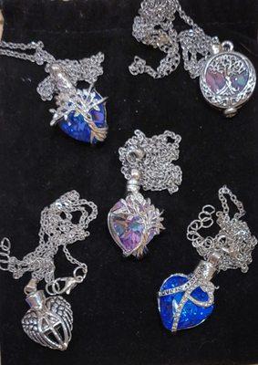 Urns for to keep loved ones ashes