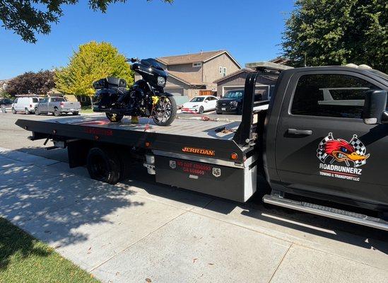 Roadrunnerz Towing & Transport