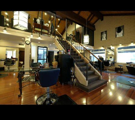 Salon Gallery and Suites