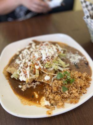 El Rincon Restaurant