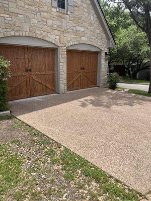 I love my new frame style garage door