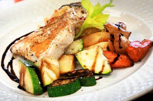 D&E Catering Service