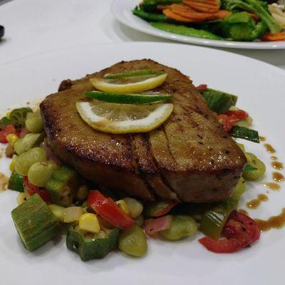 Seared Tuna & Succotash
