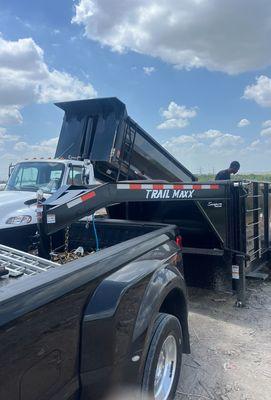 Henri Family Movers & Junk Removal