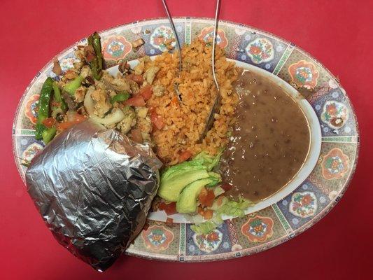 Fajitas de pollo: delicious and well-seasoned