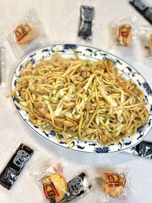 Chicken Lo Mein