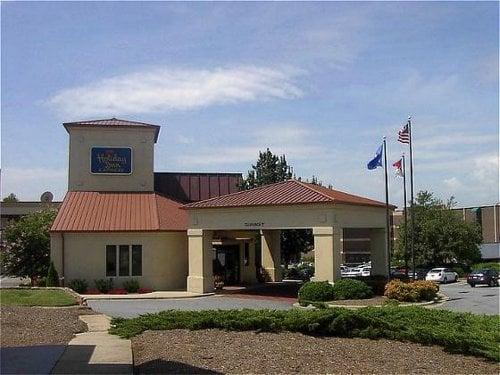 Holiday Inn Express Hickory-Hickory Mart