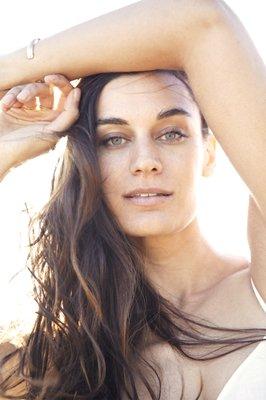 Nicole - model