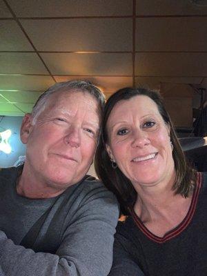 DJ's Bar & Grill