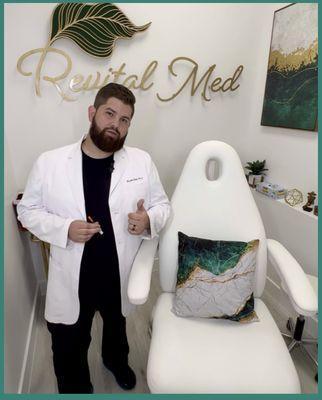 Our founder and expert injector Bryan Diaz PA-C (InjectorDiaz) ready to assist you!