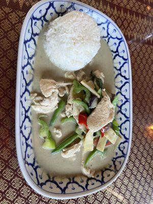 Green curry chicken