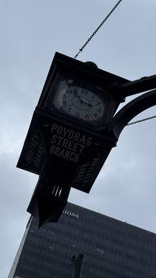 Hancock Whitney Bank