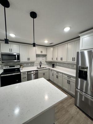 Crestview Clean A Holic