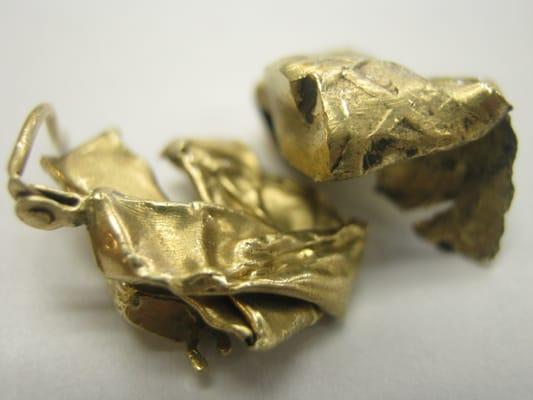 We buy jewelry regardless of condition. No judgement passed here:)