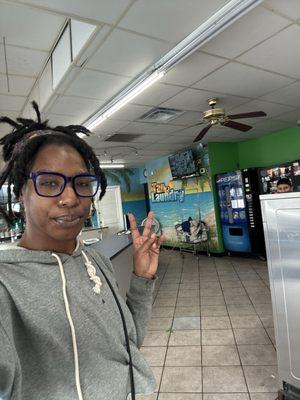 Southern Plaza Laundry Cleaners & Tan