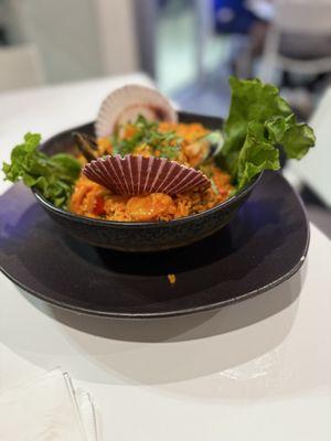 Arroz con mariscos (Seafood Rice).