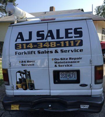 AJ Sales and Forklift LLCS
