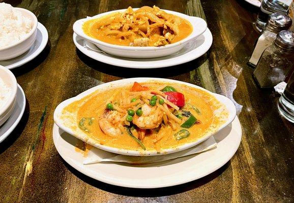 Top: Yellow Curry w/ Chicken Bottom: Red Curry w/ Shrimp