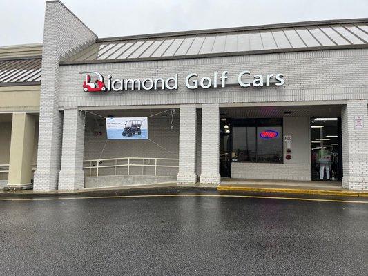 Diamond Golf Cars