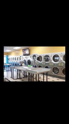 Our dryers are well maintained and dry your clothes quick !
