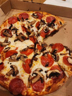 Laventina's Big Cheese Pizza