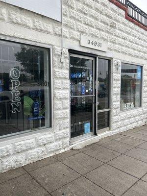 "Open at 9am" you guys suck!