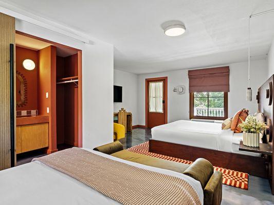 Deluxe Double Room | Sleeps 4