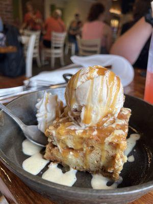 Eggnog bread pudding