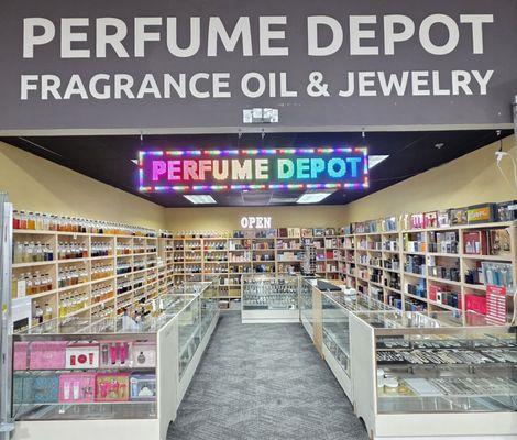 Discover the best
designer perfume, Arabic perfume and
Body oils at unbeatable prices!
Retail and wholesale options available.
