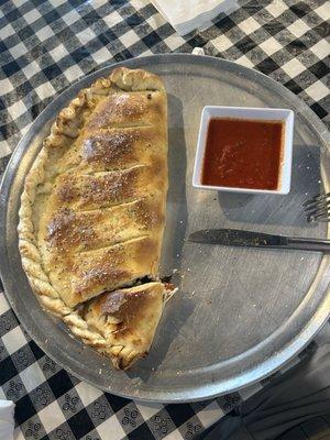 Grande Calzone which is enough for two people.