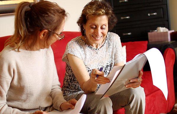 Nomi conducting a 1-on-1 session.