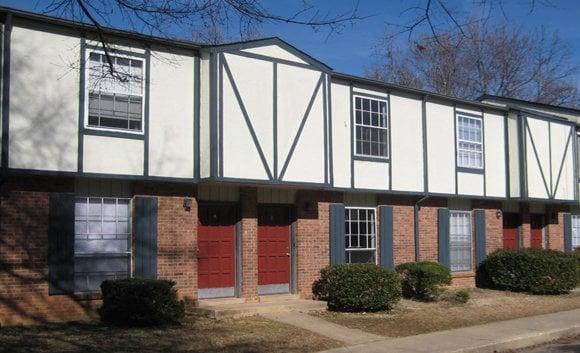 Woodland Hollow Apartments