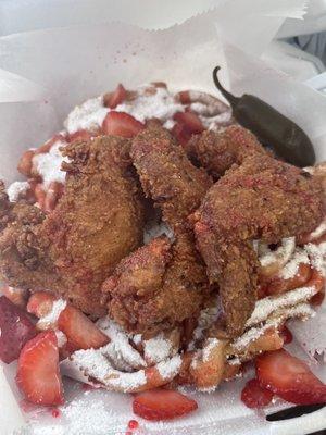 3 piece chicken, funnel cake with powdered sugar & FRESH strawberries !! Yummm..
