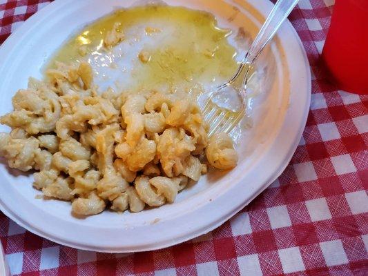 Grease puddle Mac n cheese.
