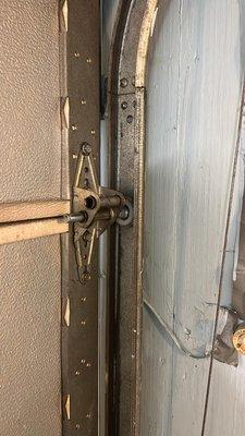 T & E Local Garage Doors Repairs