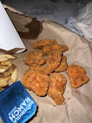Asked for fresh nuggets and they refried these. Disgusting..