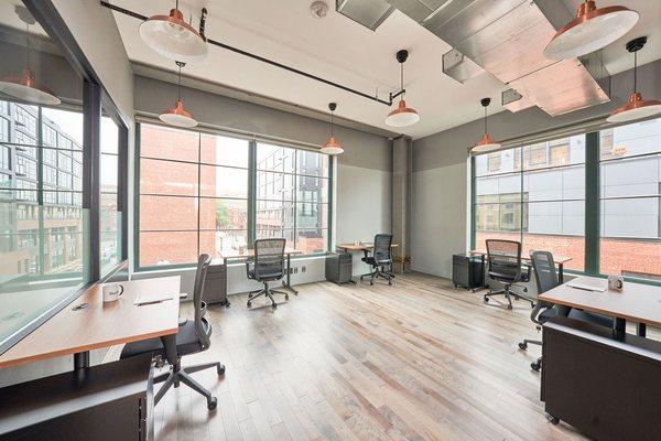 Spacious Exterior Office