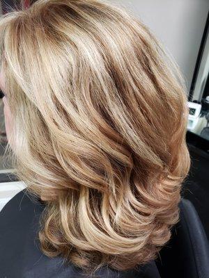 Enjoy a detailed consultation and customized color