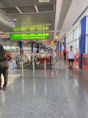 Welcome to Federal Circle Station