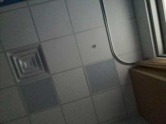 lights shut off in room waiting to room since dr is seeing others who checked in at the desk (i did on my phone and was skipped)