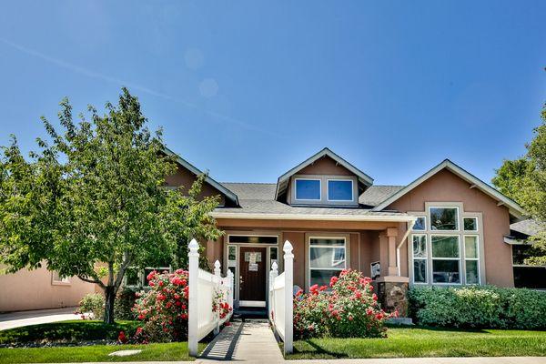 The Corinthian Place