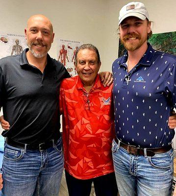 Haloe Healths Founders, Ex-MLB Kam Loe on left in the picture and Ex-Olympic VB Player Cody Loe on the right.