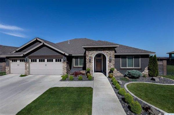 Bob Moon - Trusted Real Estate Advisor