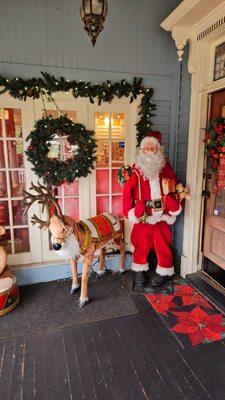 Perky Pelican Christmas Shoppe