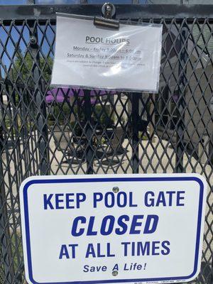 Selkirk Lodge Apartments