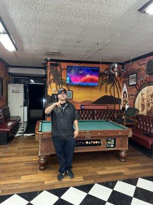 Tony's Barbershop Stop