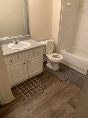 Dee’s Top To Bottom Cleaning Service