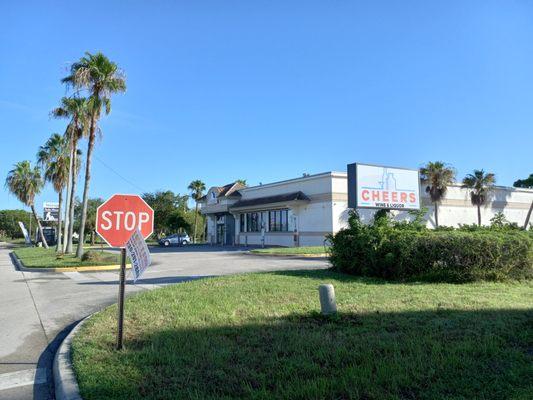 Cheers Wine & Liquor